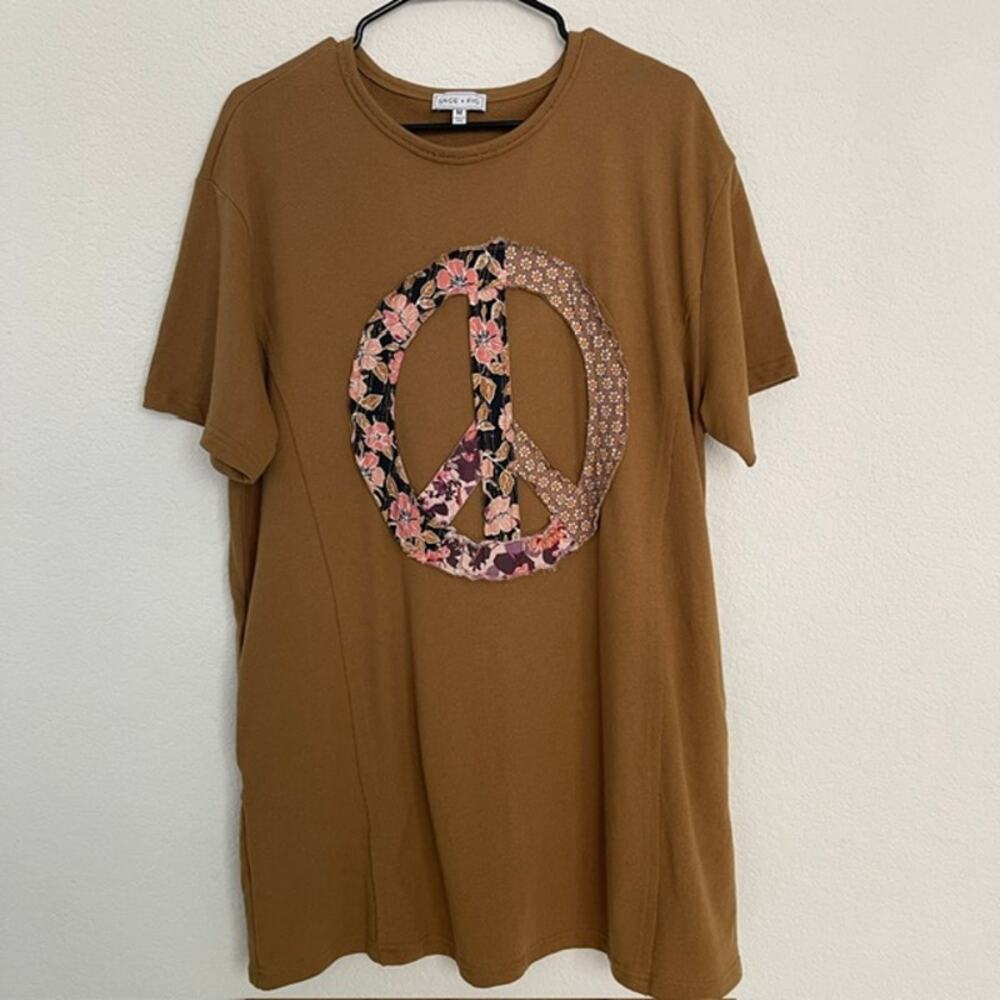 Sage + Fig Oversized Patchwork Peace Sign Graphic Tee Dress - Medium